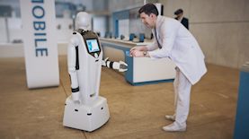 רובוט אוטונומי, צילום: Unlimited Robotic